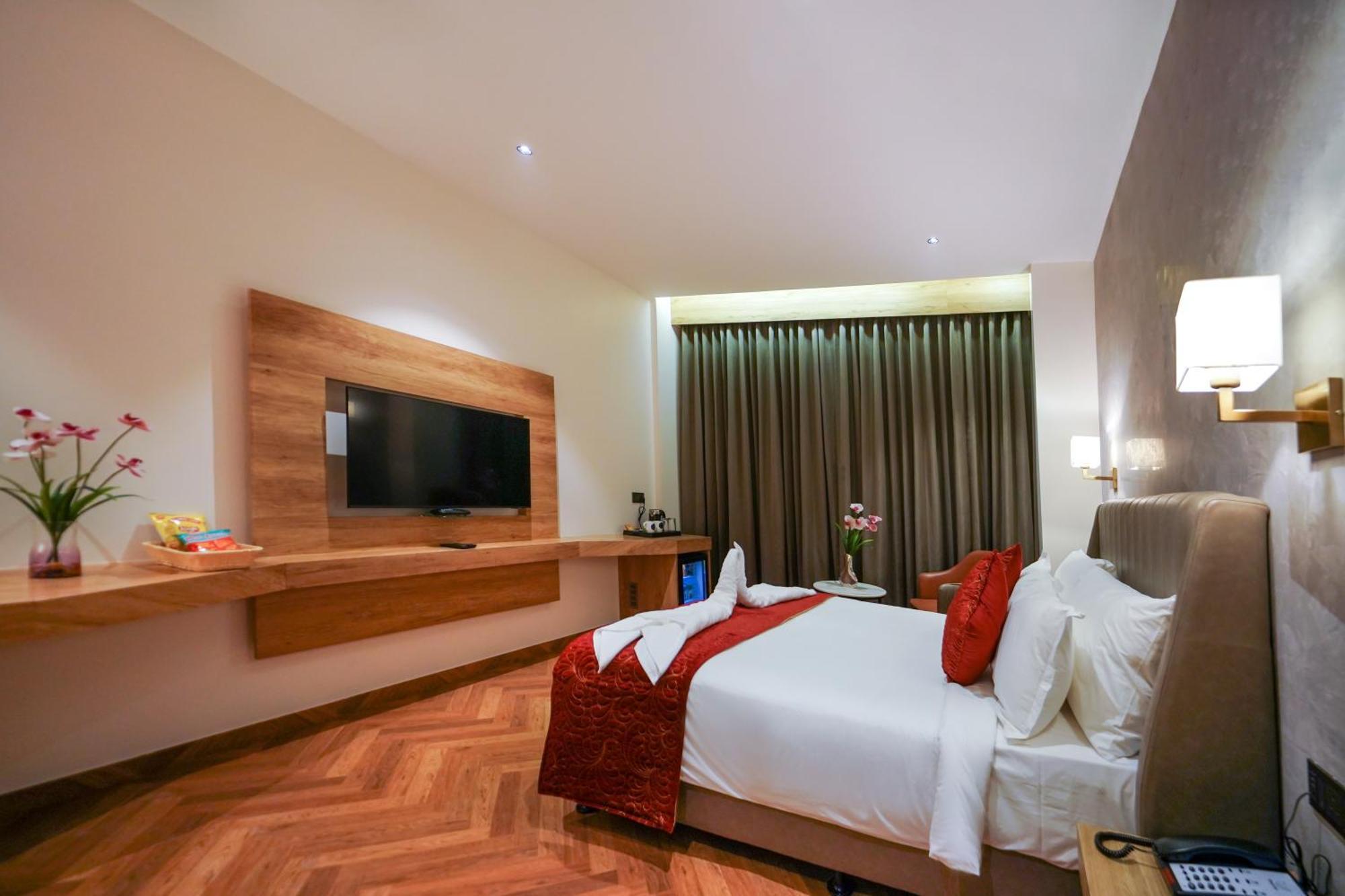 Hotel Park Inn Nellore - Near The Hospital & Highway ภายนอก รูปภาพ